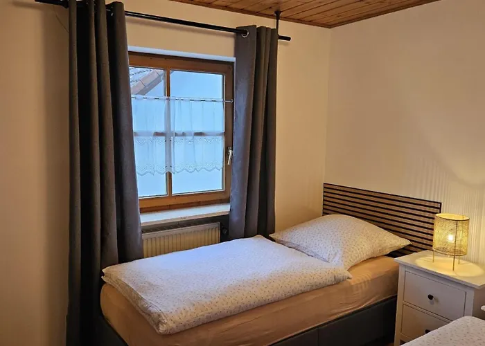 Haus Am Gschloesslweg Apartamento Kelheim