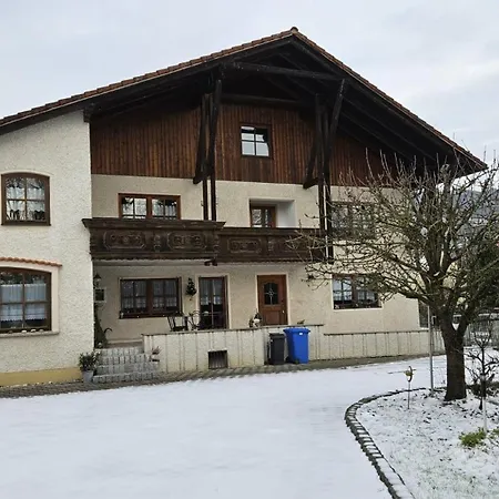 Haus Am Gschloesslweg Apartman *